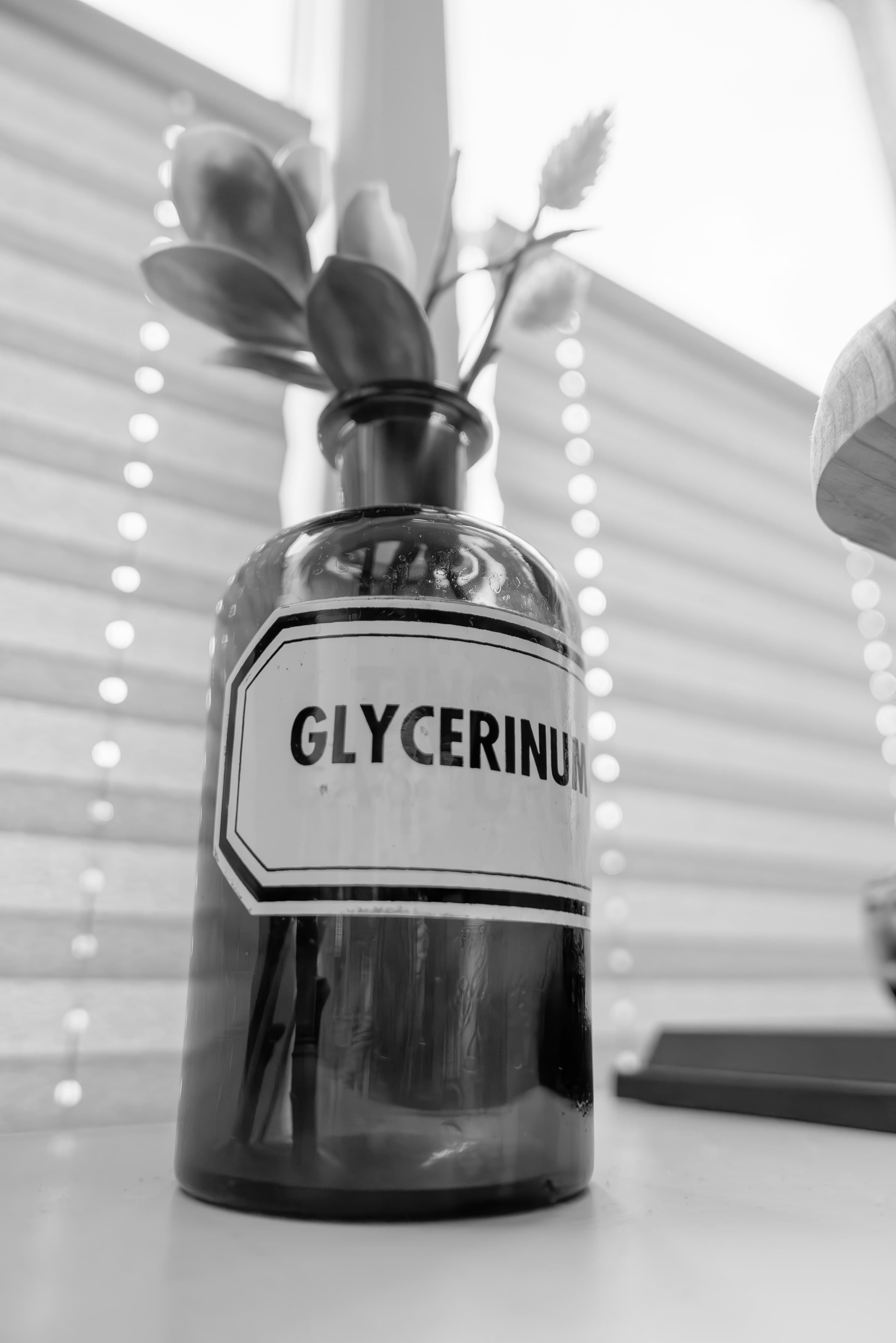 Glicerina de grado farmacéutico: el convoy de escolta y la decisión sobre el origen petroquímico de Palm