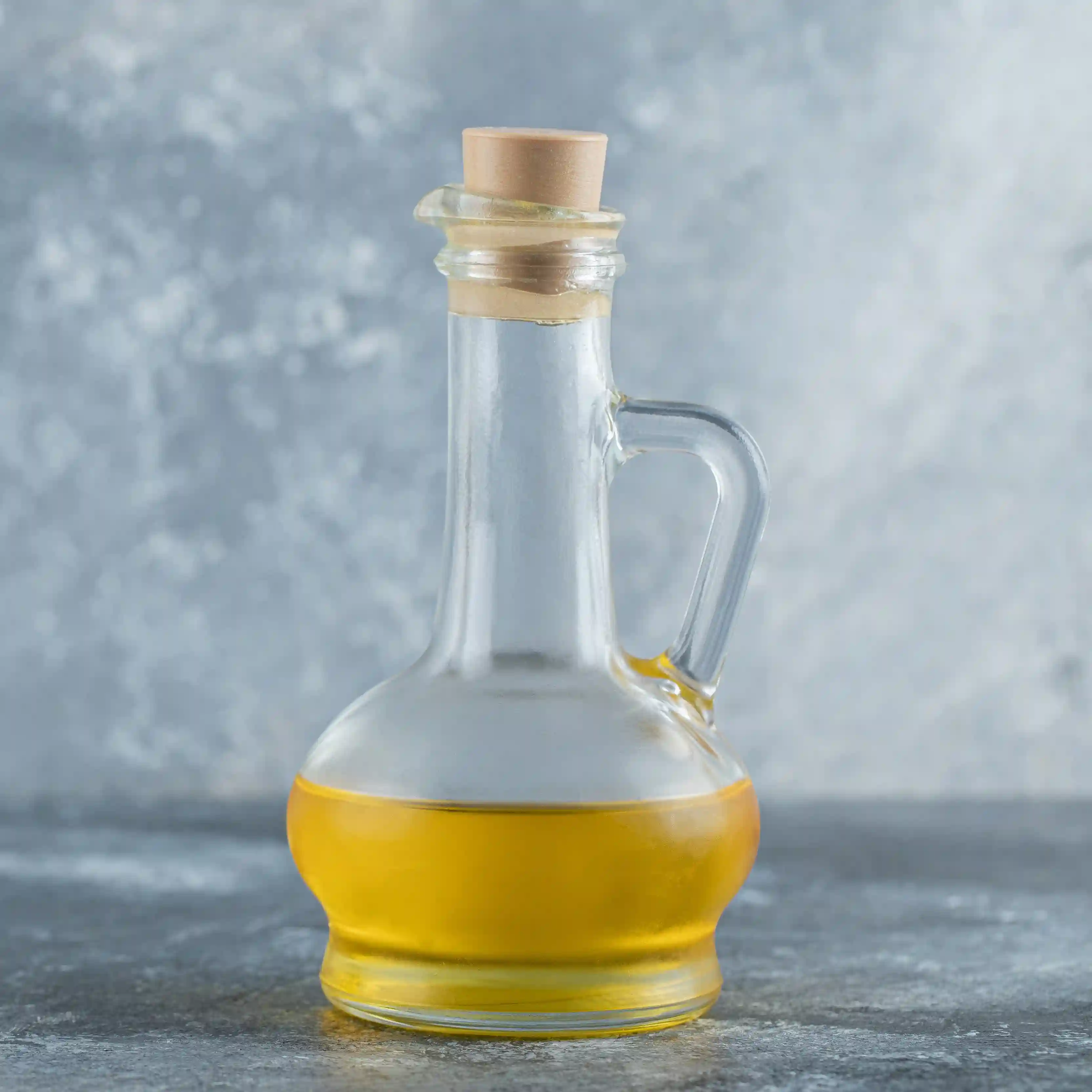 Cardanol