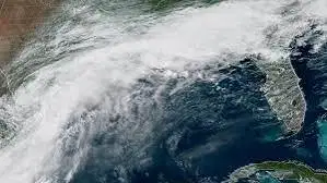 La tormenta tropical Arthur y el suministro nacional de ingredientes alimentarios en EE. UU.: A qué afecta la disrupción química en la costa del Golfo